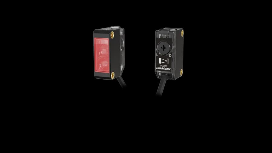 Diffuse-reflective sensor(5-50mm,Red LED,definite reflective,PNP)